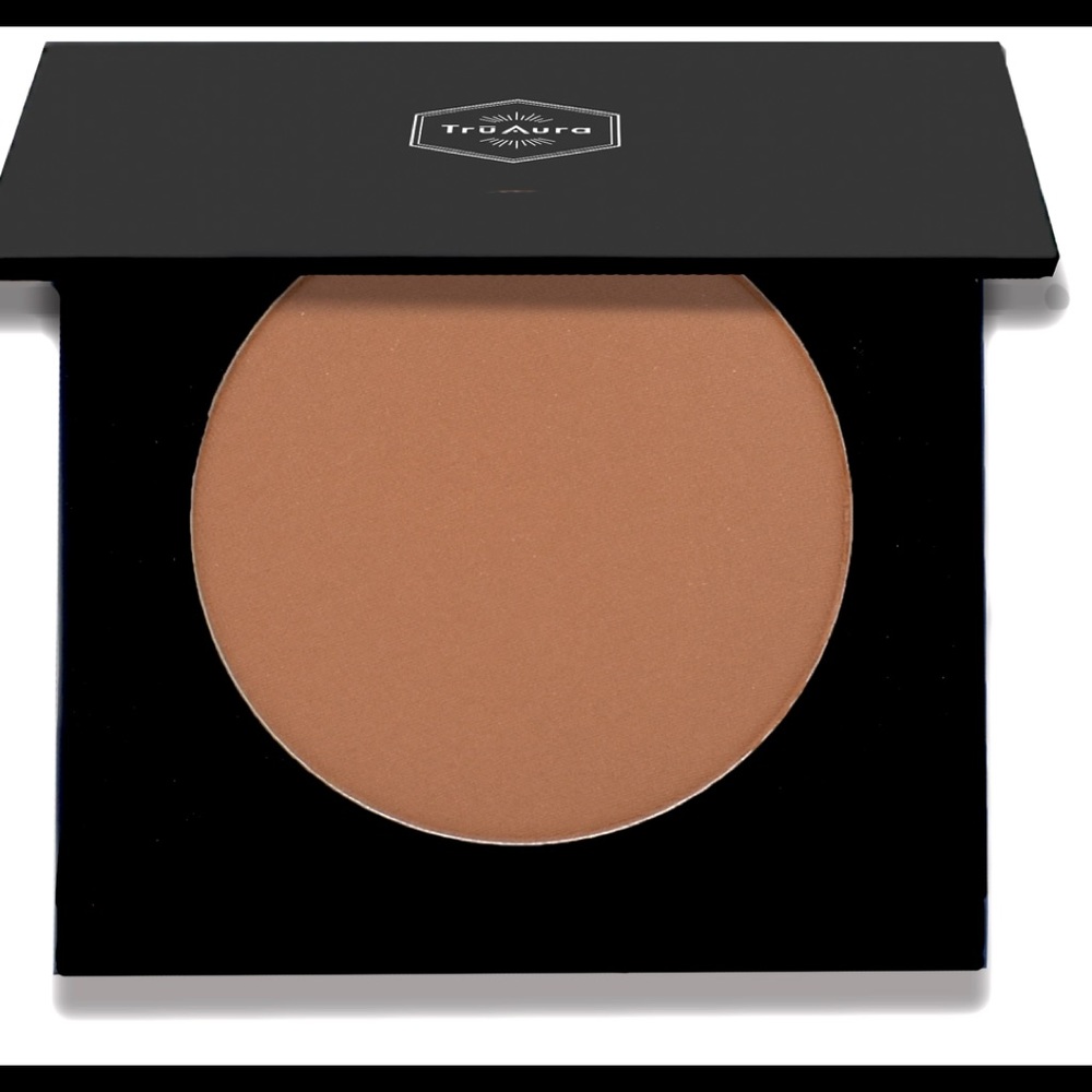 Clean Color TruAura Powder Foundation Bronzer Perfect Powder Foundation